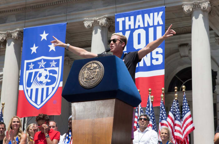 USWNT-parade-NYC-X159775_TK1_025.jpg